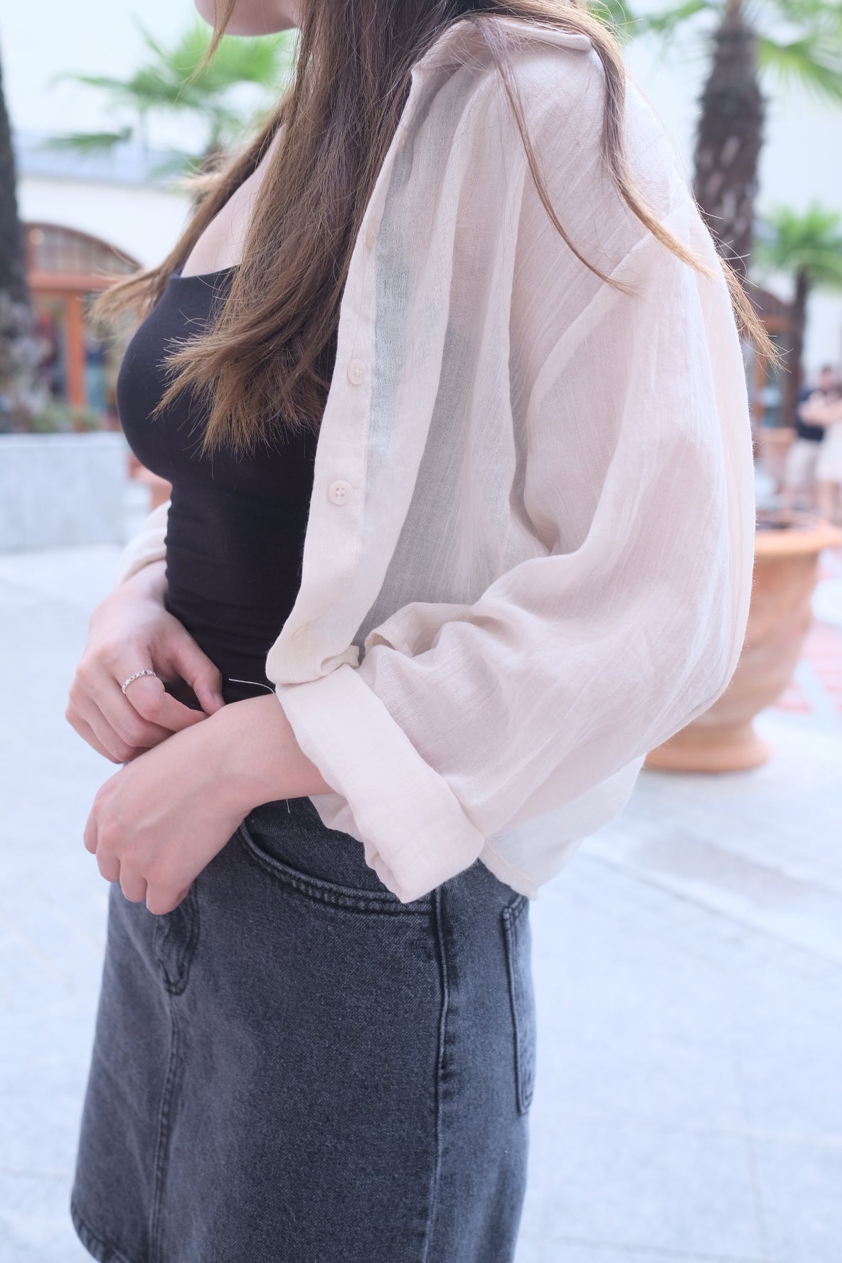 透明感!後開背透膚短版襯衫