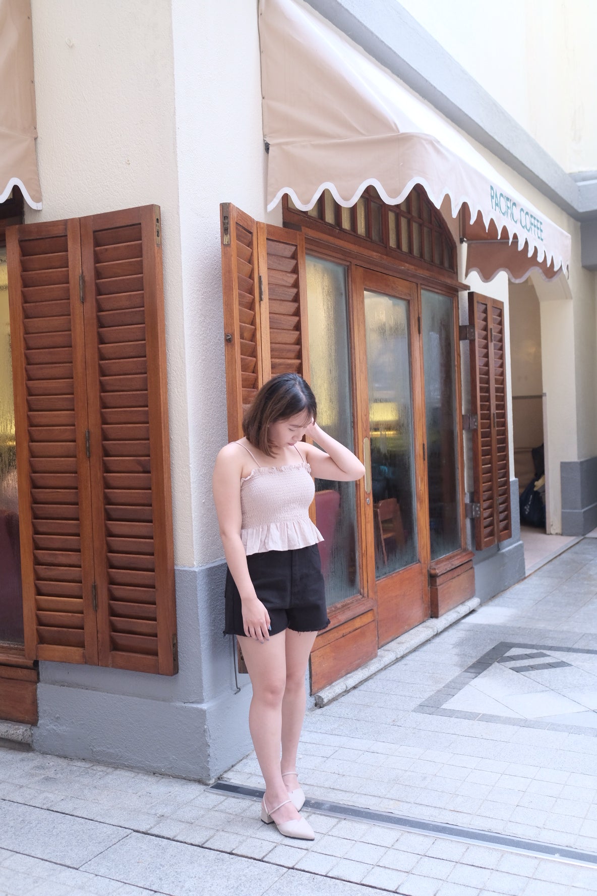 夏日少女☼木耳邊皺皺摺吊帶上衣