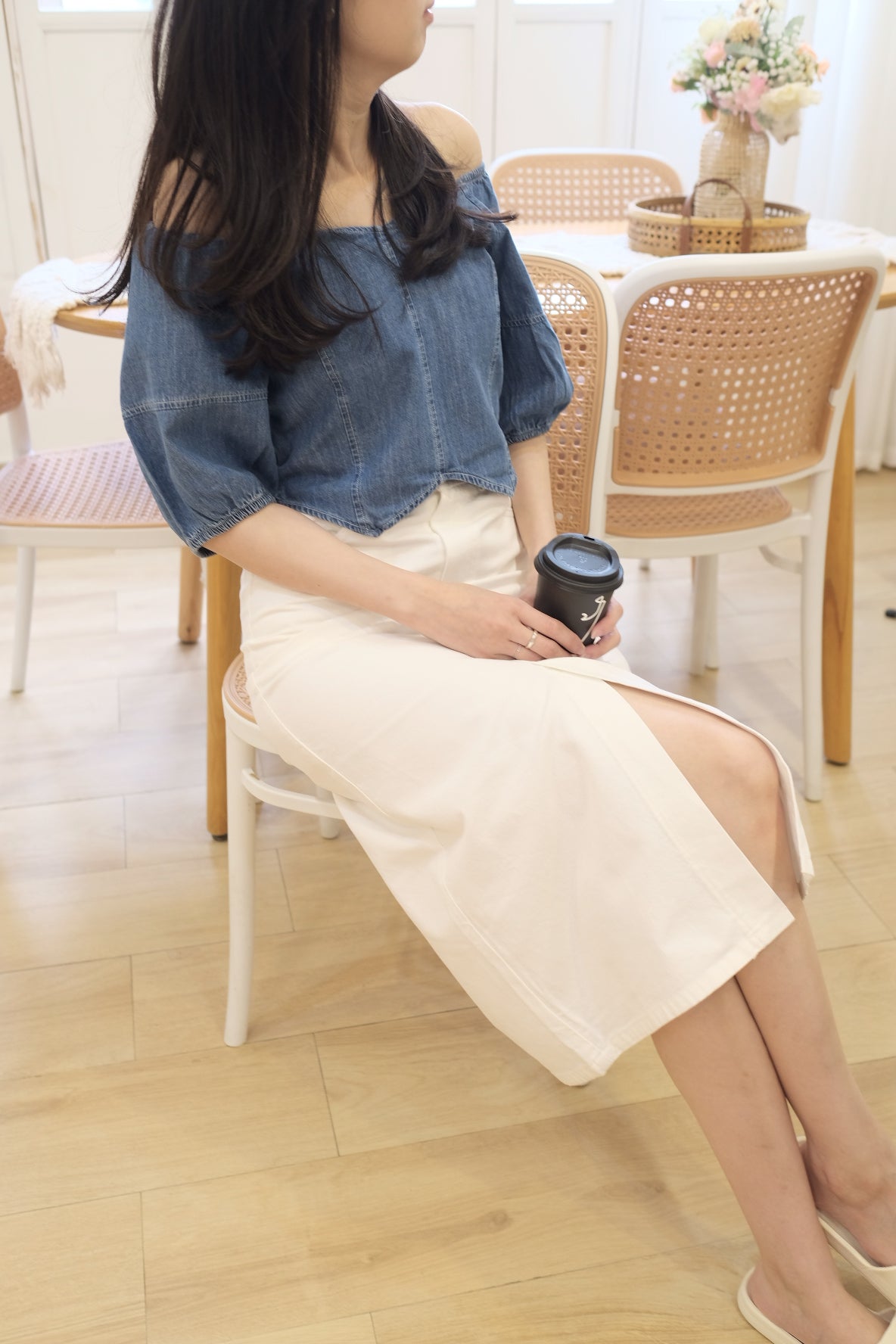 質感滿分!知性氣質開衩中長裙