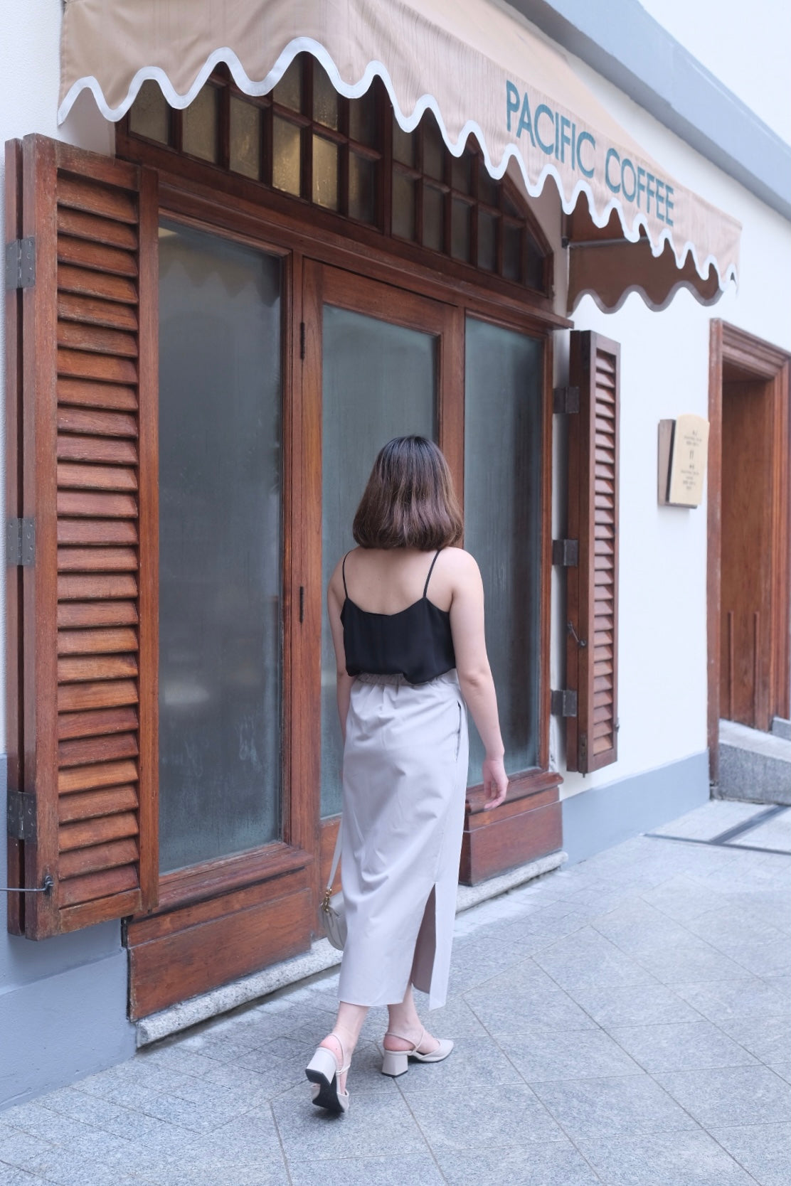 斯文氣質~西裝側開衩口袋中長裙