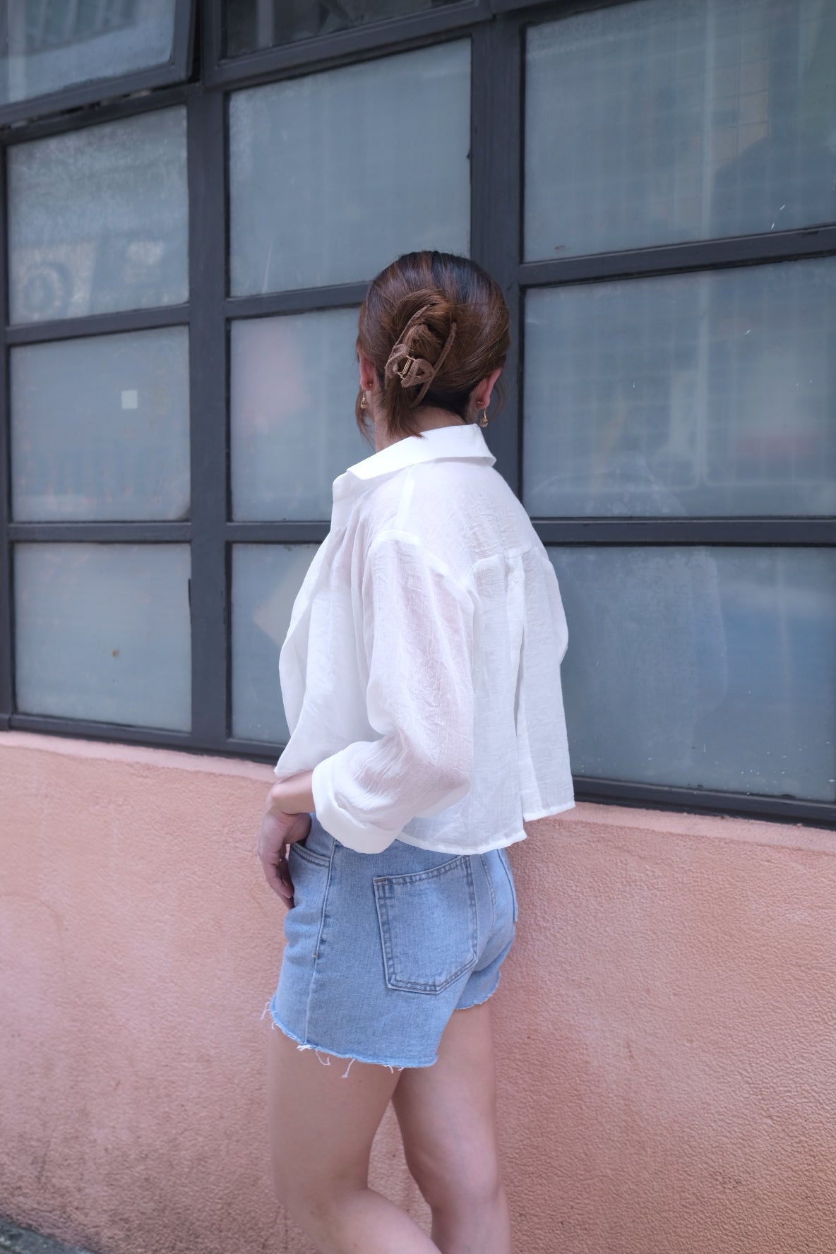 透明感!後開背透膚短版襯衫