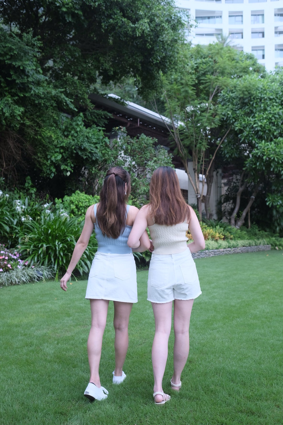 活力感up+ 針織麻花小v領背心