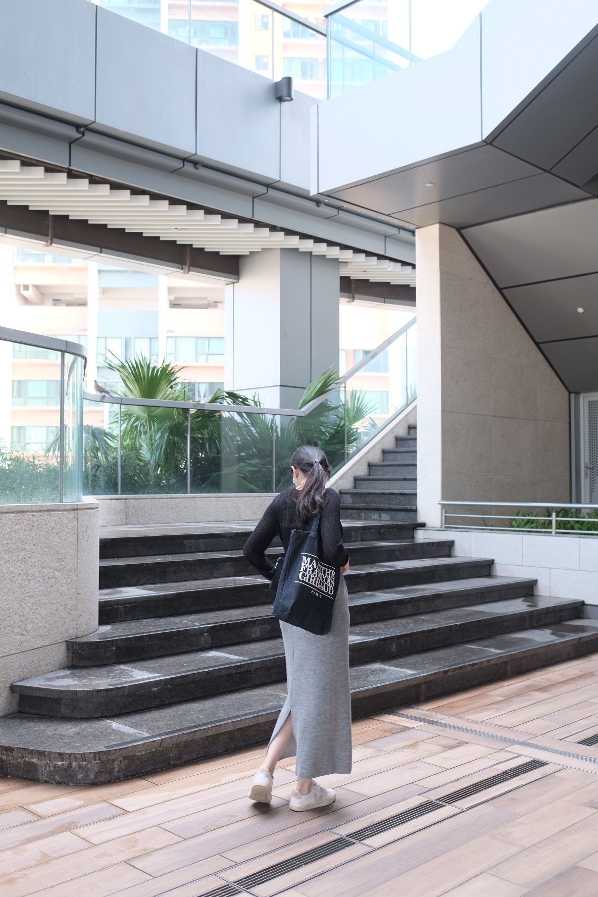 一秒長腿!垂感針織clean cut半身裙