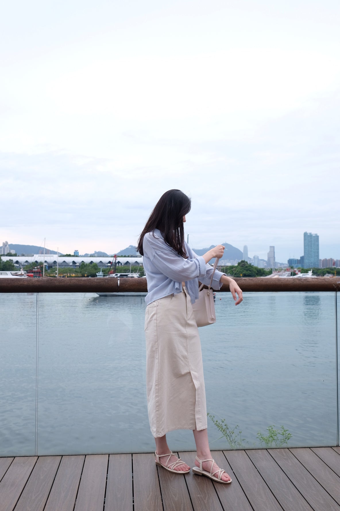 質感滿分!知性氣質開衩中長裙