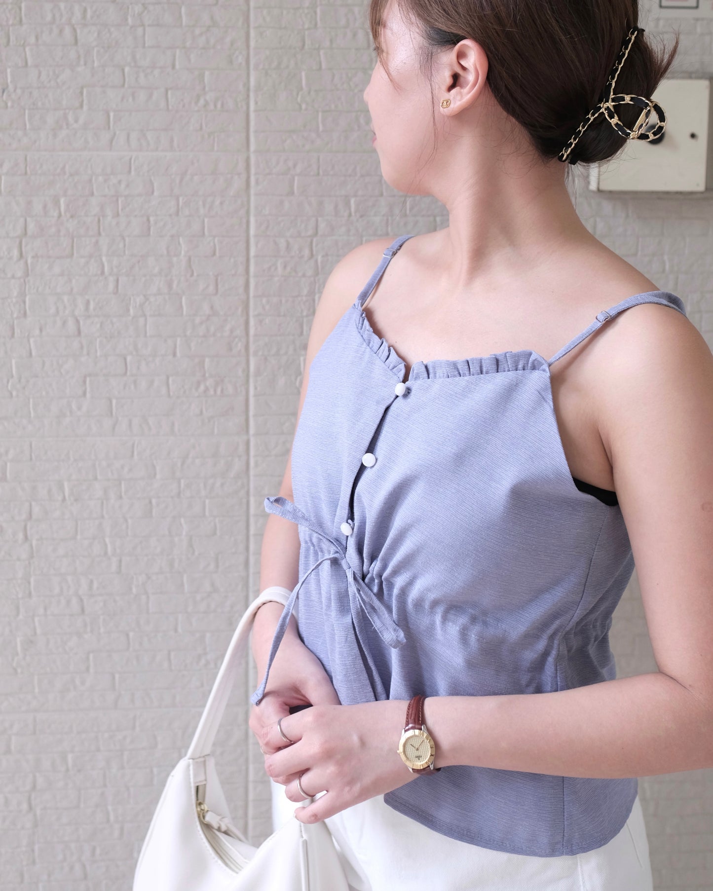 甜美女生~小褶領鈕扣束腰上衣