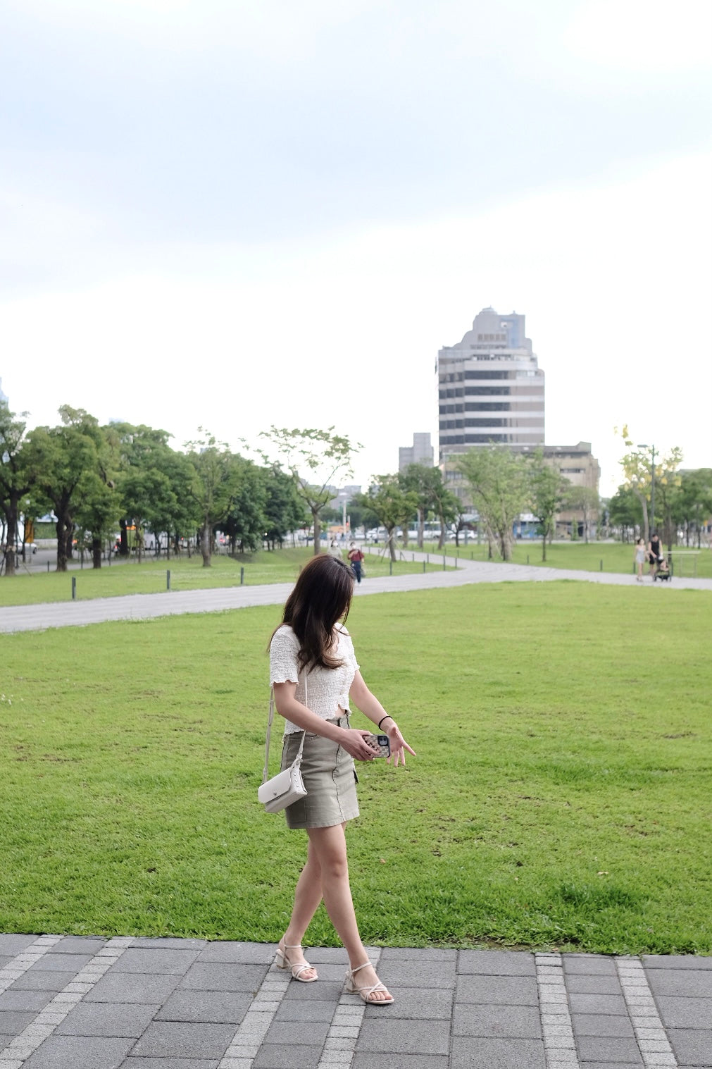 大推!! 皇牌微包臀 Cargo Skirt