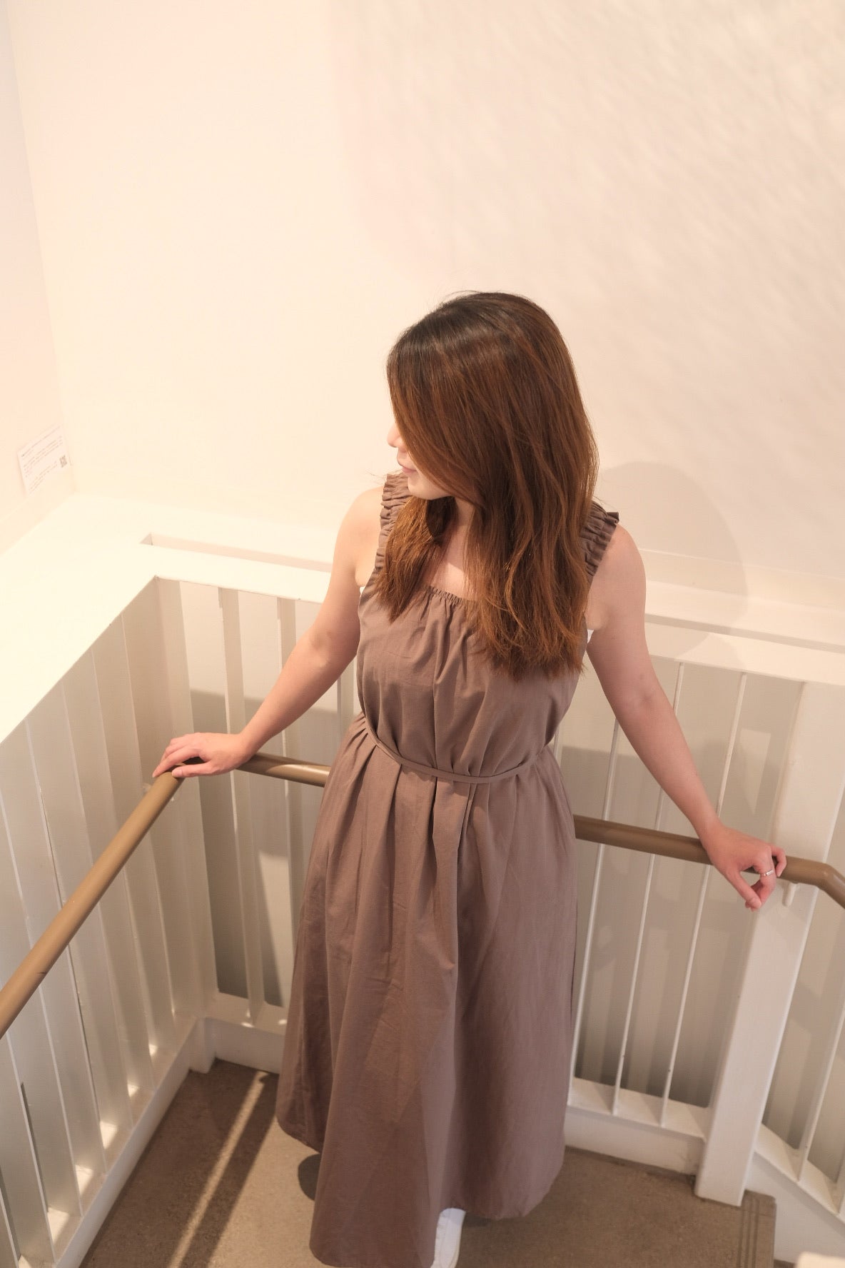 「文青系」皺摺粗肩帶方領OPS