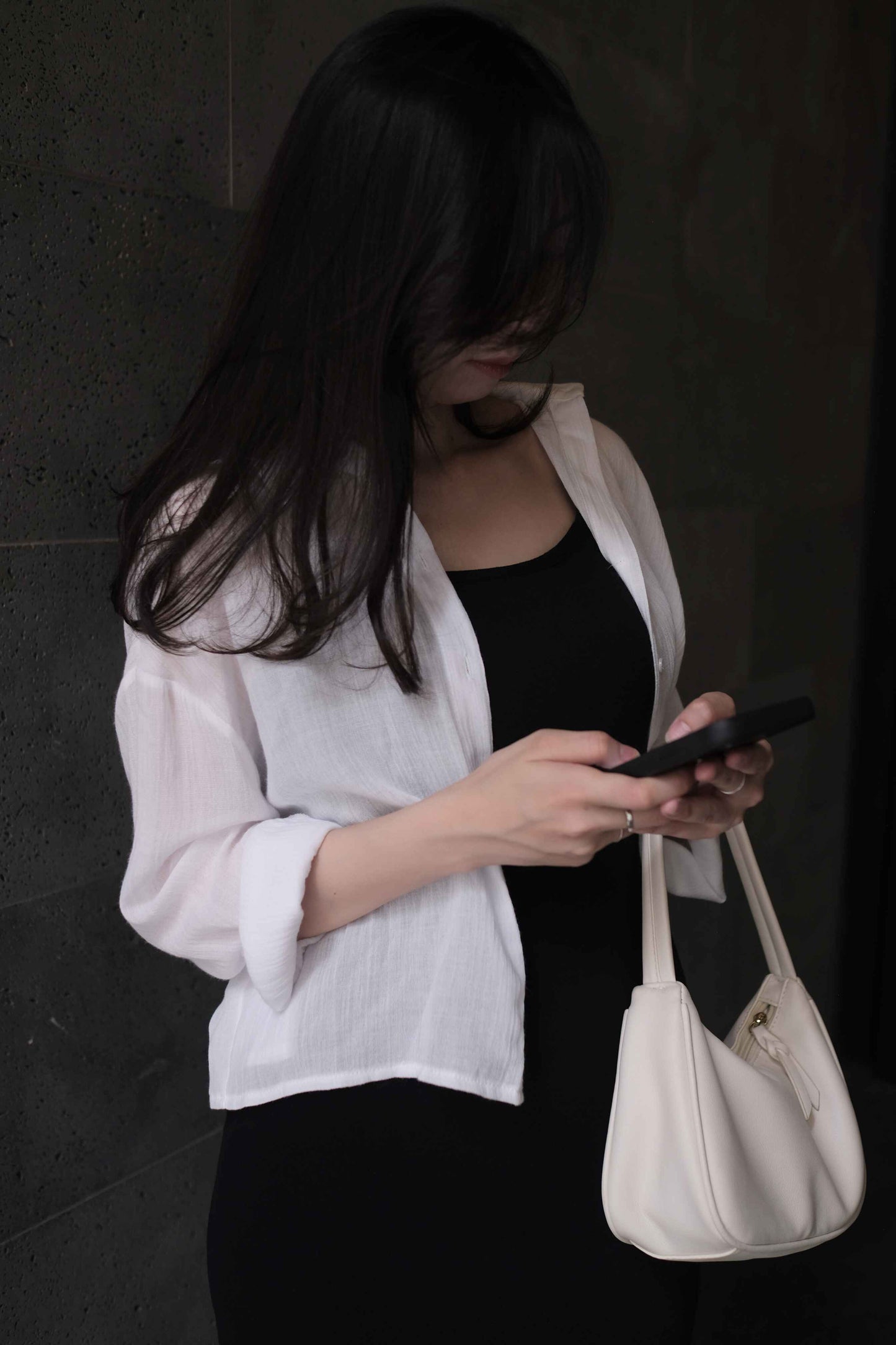 簡約優雅~小女人吊帶側開叉OPS (連胸墊)